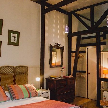 Bed and Breakfast Patio Yungay Сантьяго Екстер'єр фото